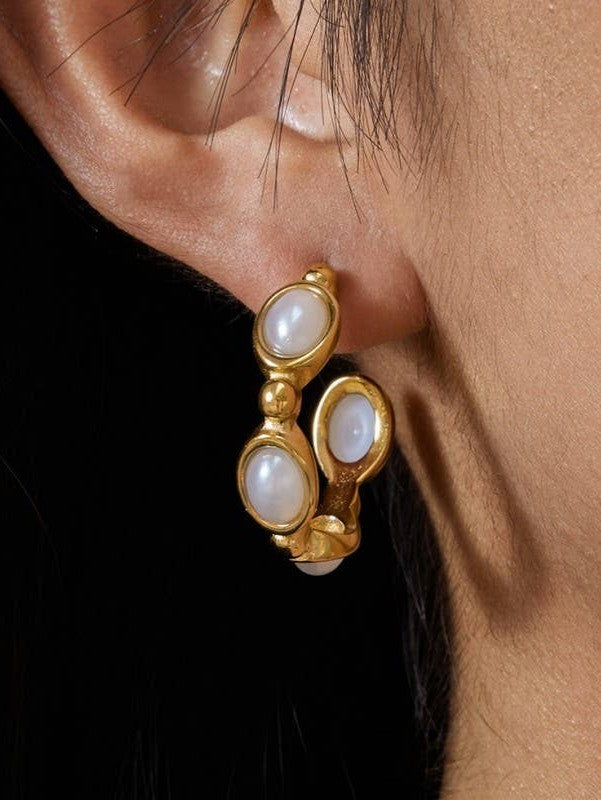 DAY DREAMIN' WATERPROOF HOOPS PEARL