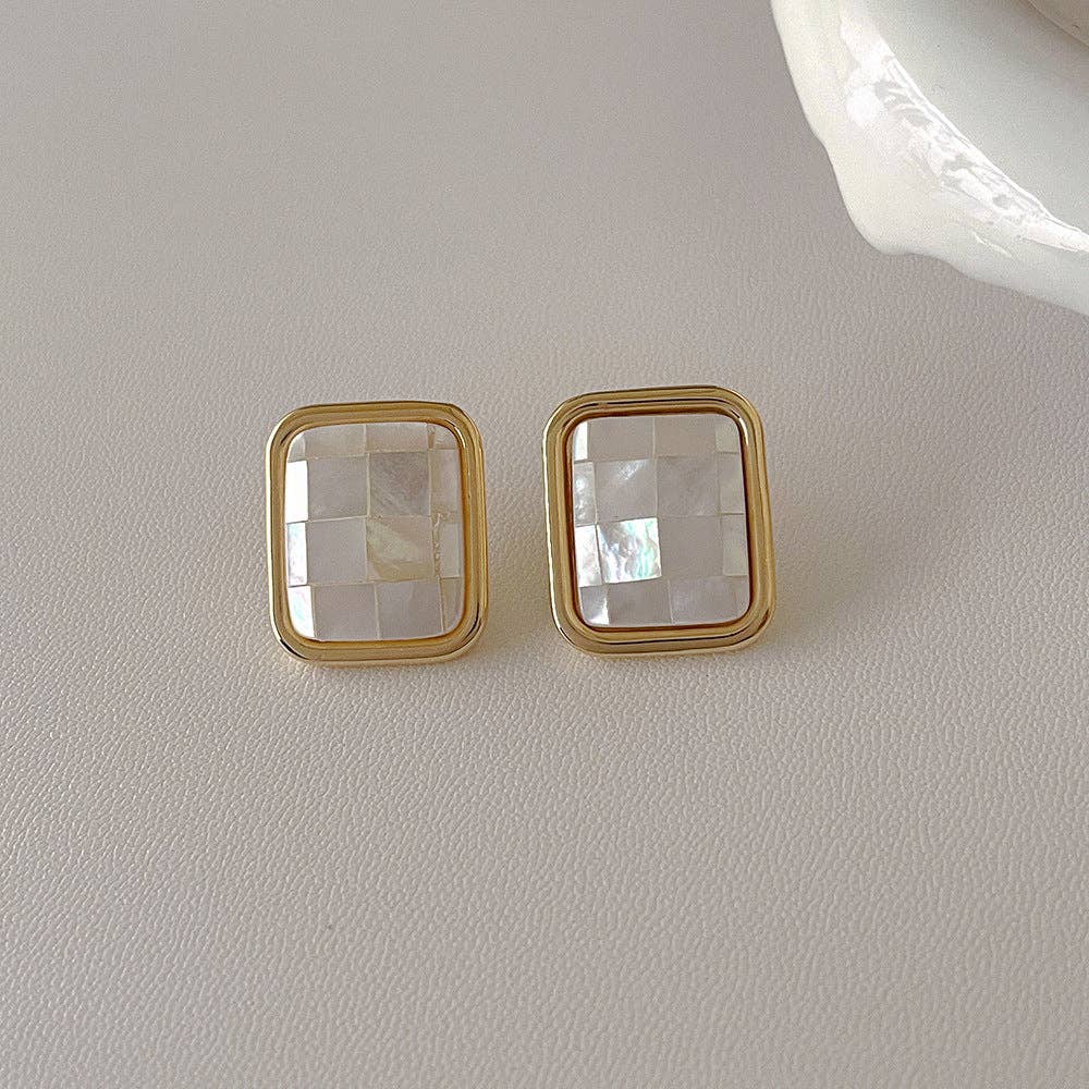 Natural Shell Stud Earrings