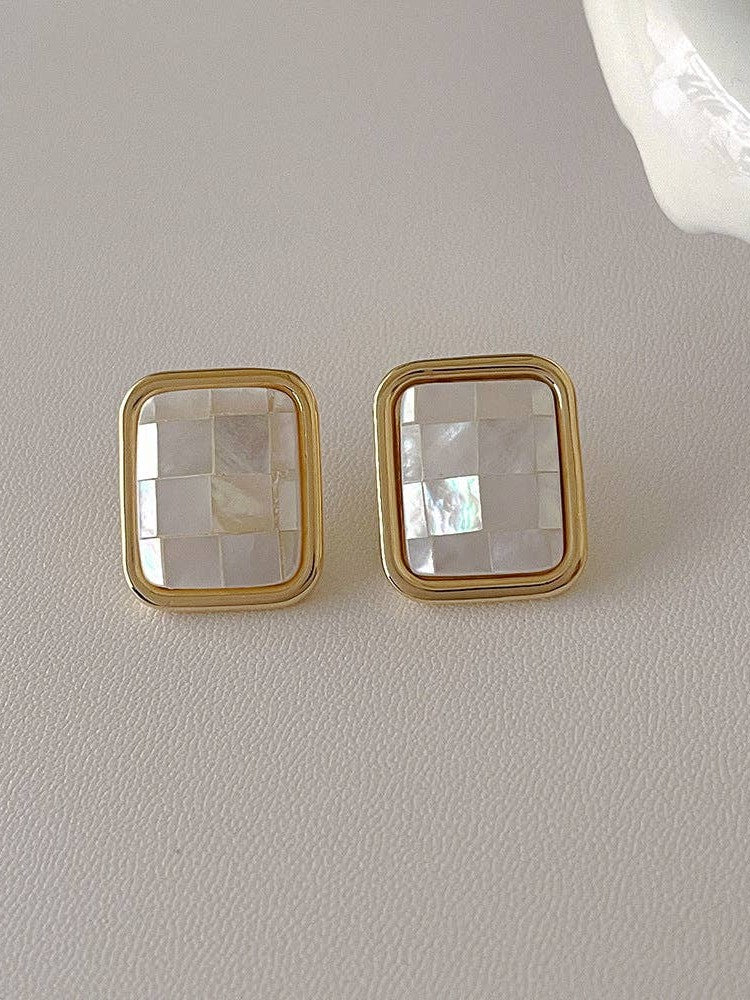 Natural Shell Stud Earrings