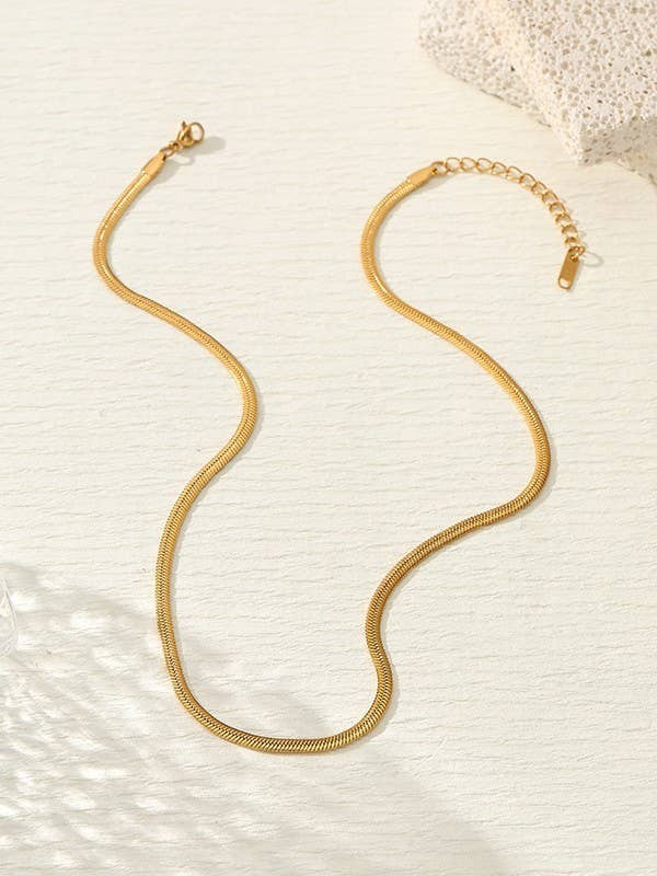 BEACH BUM WATERPROOF HERRINGBONE CHAIN GOLD