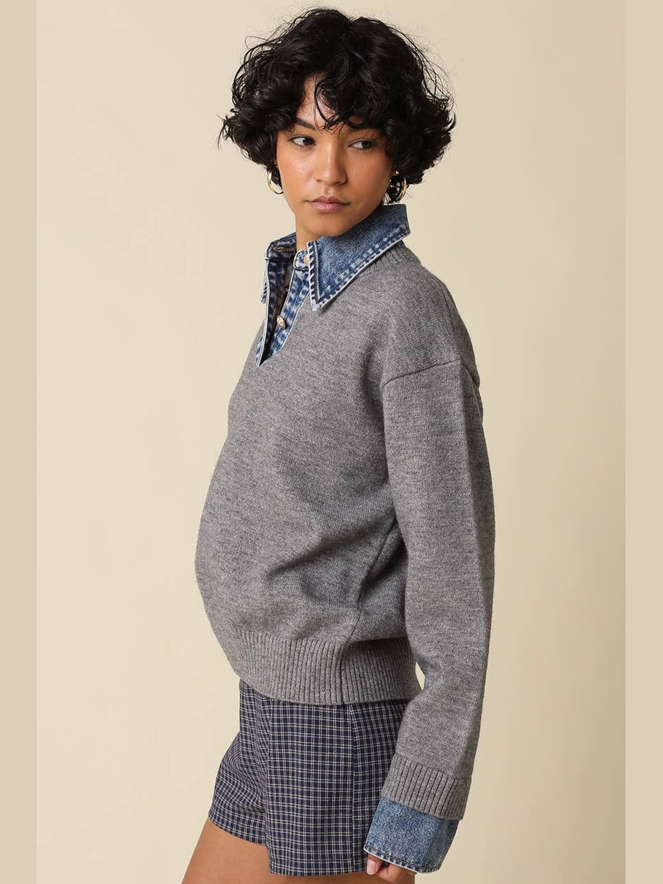 Emely Contrast Knit Top: GREY LT DENIM