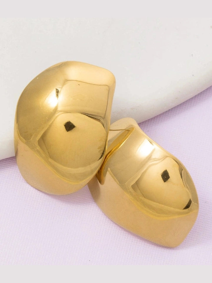 LOVE LETTER STUDS