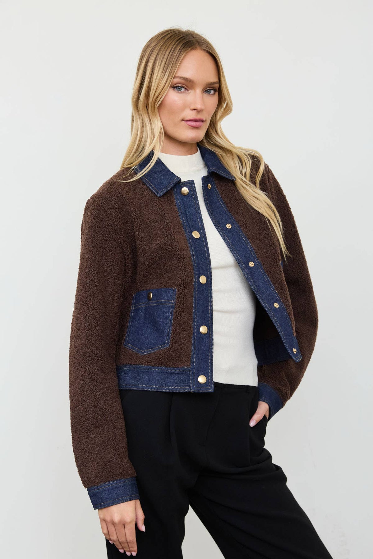 DENIM TRIM SHERPA CROPPED JACKET