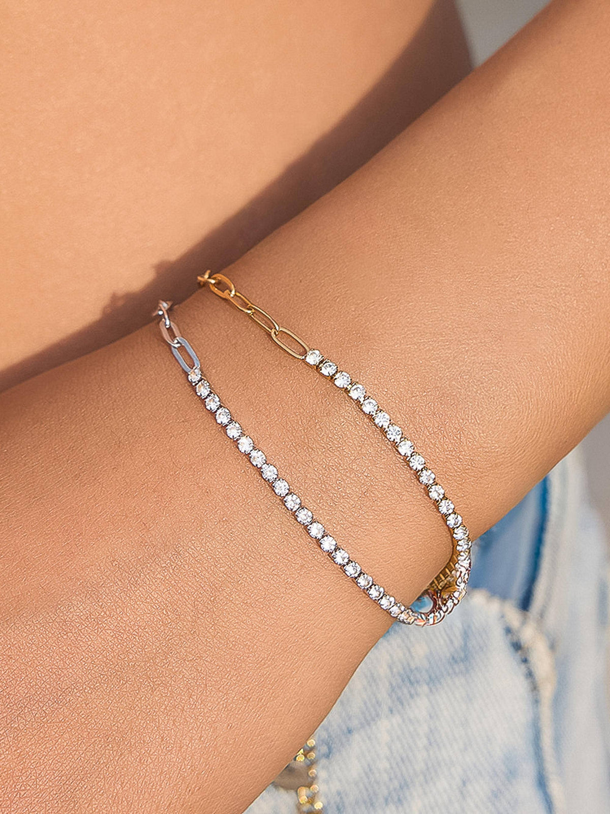 Wildora 18K Gold Non-Tarnish CZ Tennis Chain Link Bracelet: Yellow Gold