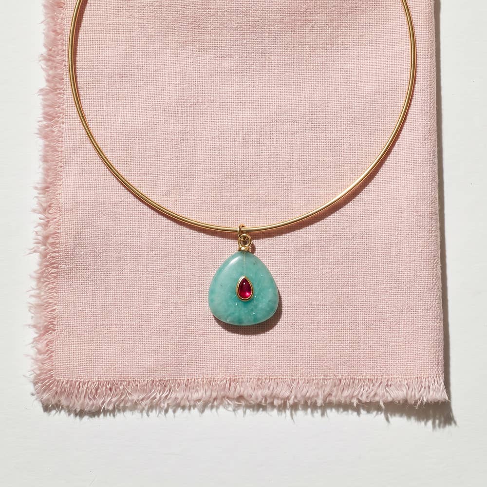Choker Necklace With Crystal Inset Stone Pendant