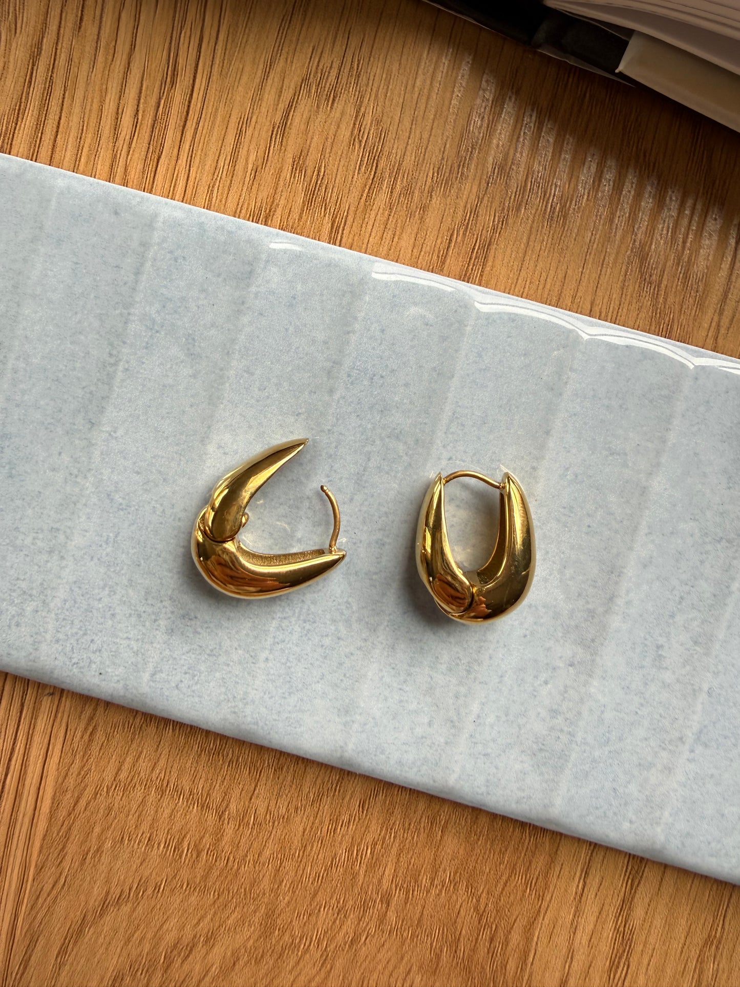 HAPPY PLACE EARRING GOLD