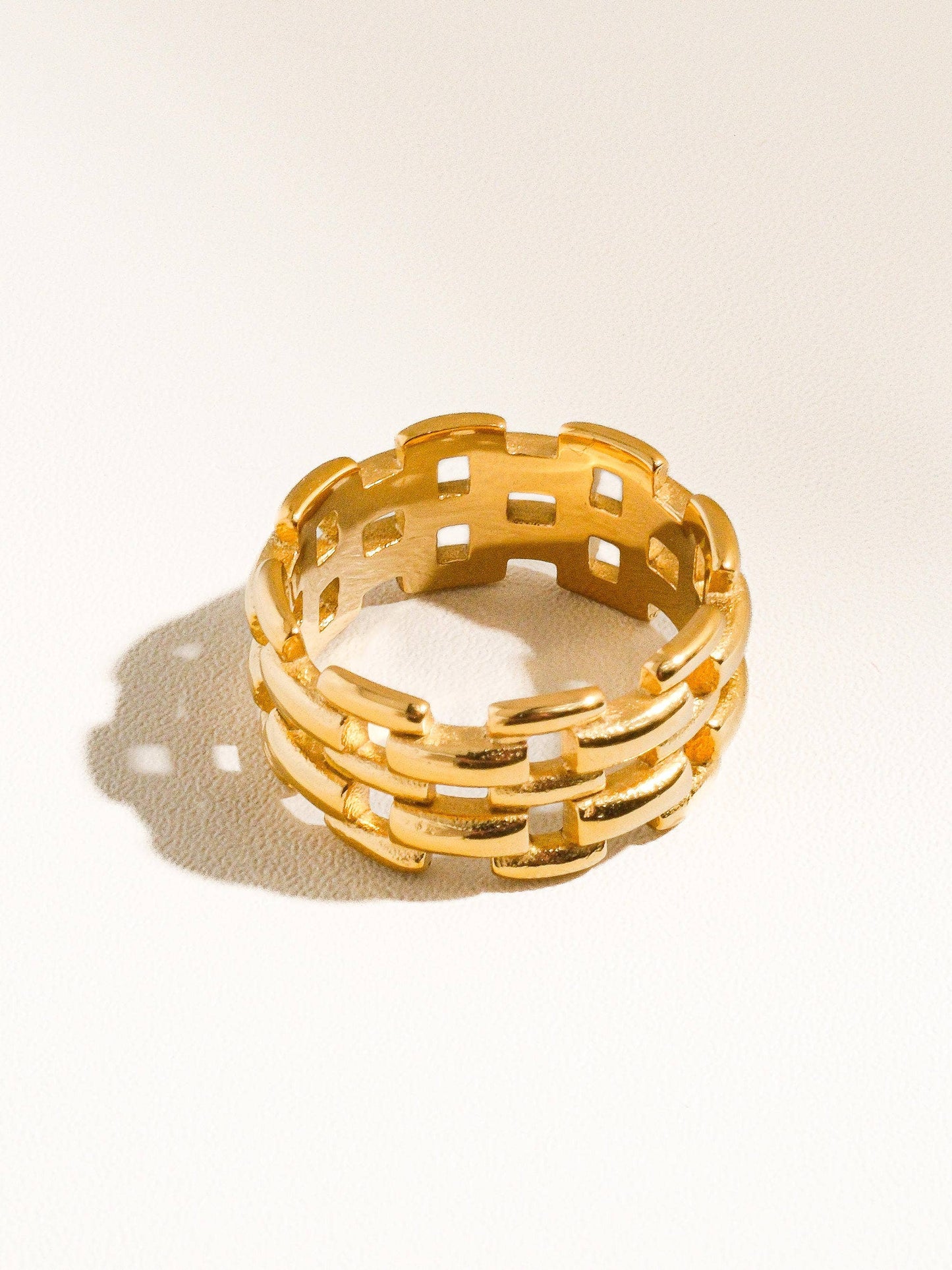 Roxie 18K Gold Non-Tarnish Braided Chain Ring: Size 8