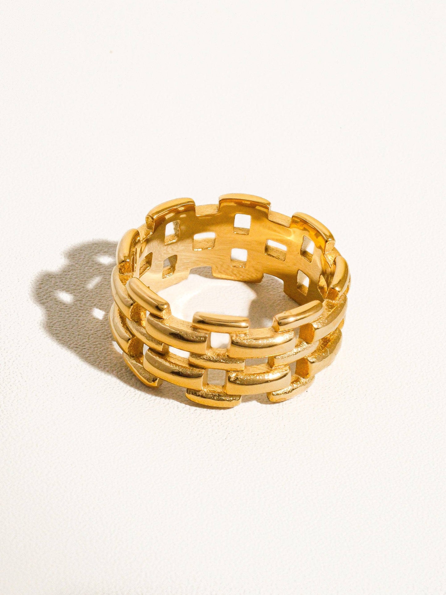 Roxie 18K Gold Non-Tarnish Braided Chain Ring: Size 8