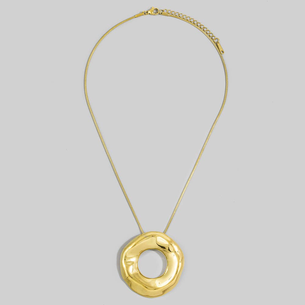 Smooth Chunky Open Circle Pendant Snake Chain Necklace: Gold