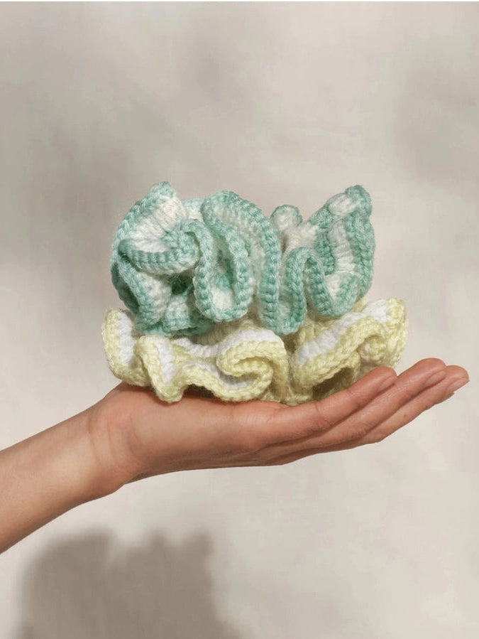 KITSCH CROCHET SCRUNCHIE SEAFOAM