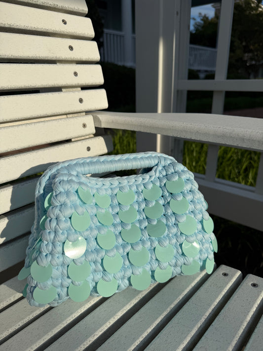 ST. TROPEZ SEQUIN CLUTCH BLUE