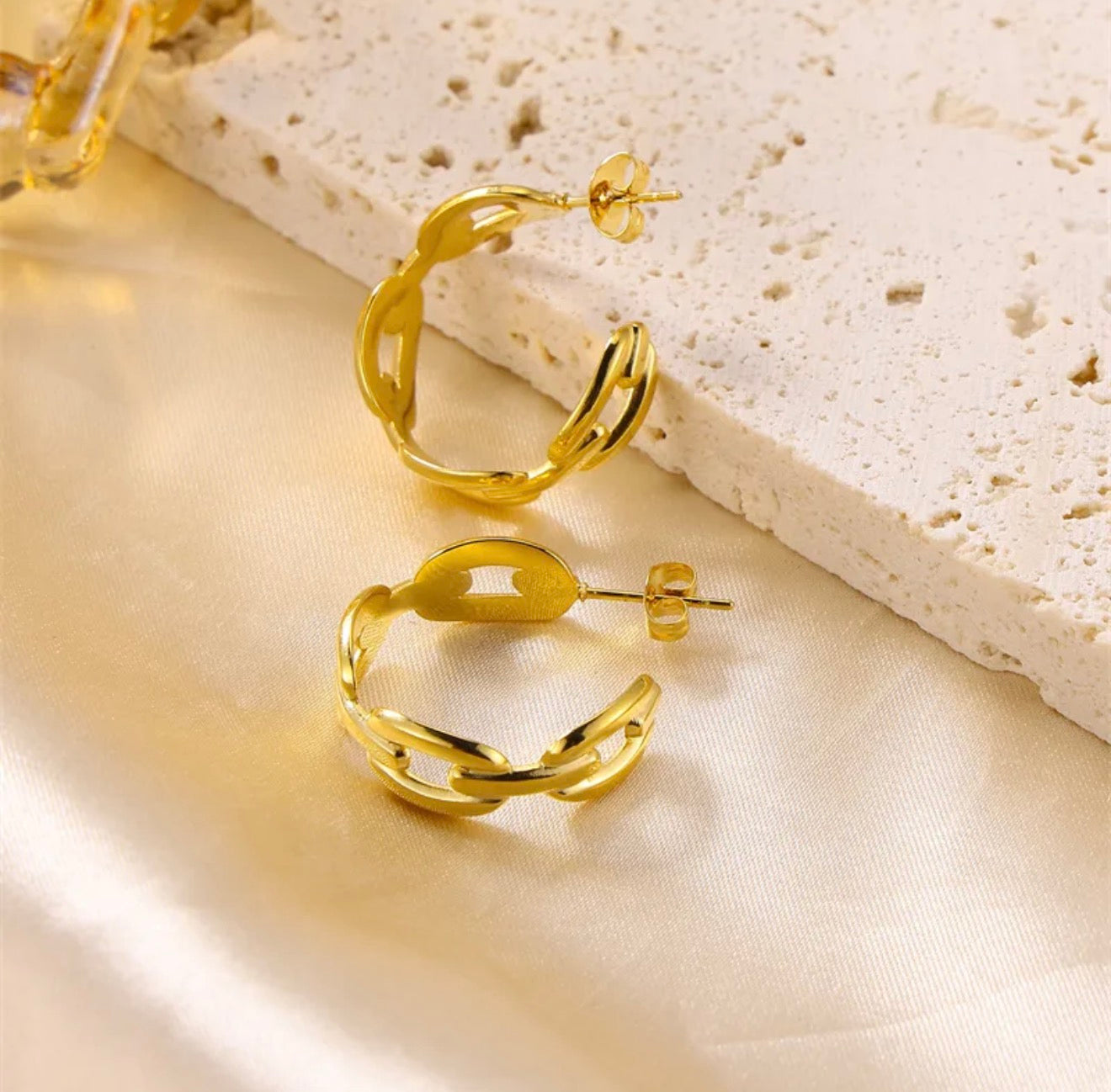 PERFECT MUSE WATERPROOF HOOPS