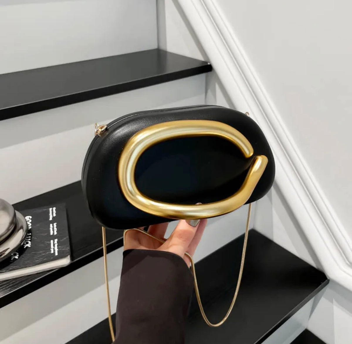 BRIAR CLUTCH: Black