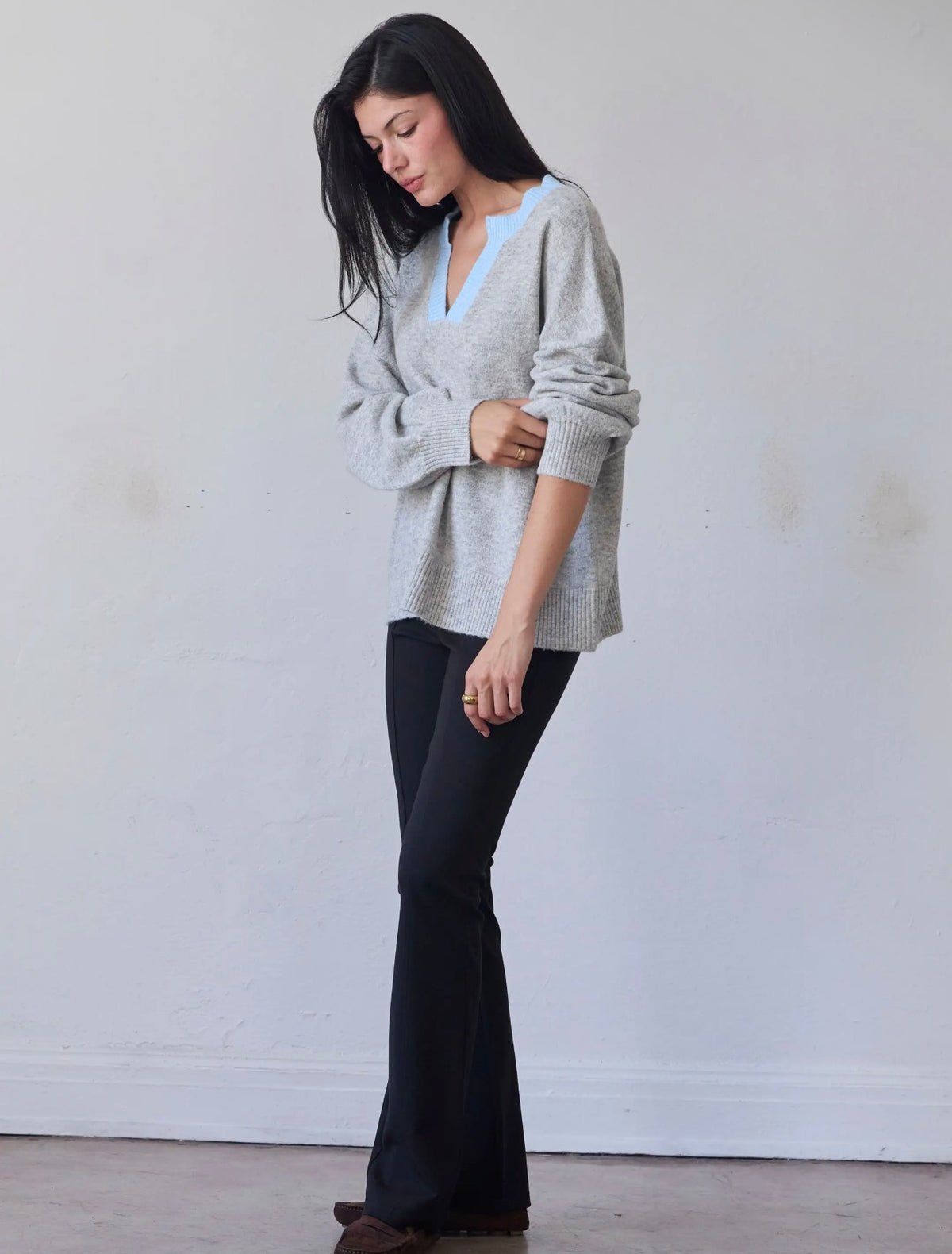 Oryn Contrast Trim V-Neck Sweater