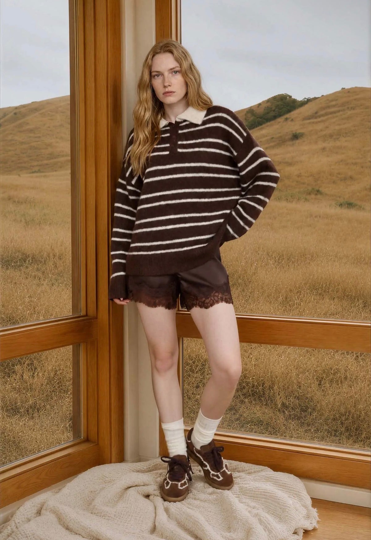STRIPE CONTRAST FUZZY SWEATER