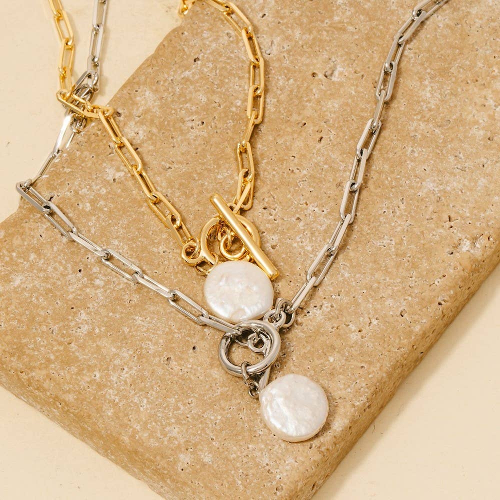 Toggle Chain Link Disc Pearl Charm Necklace: Silver