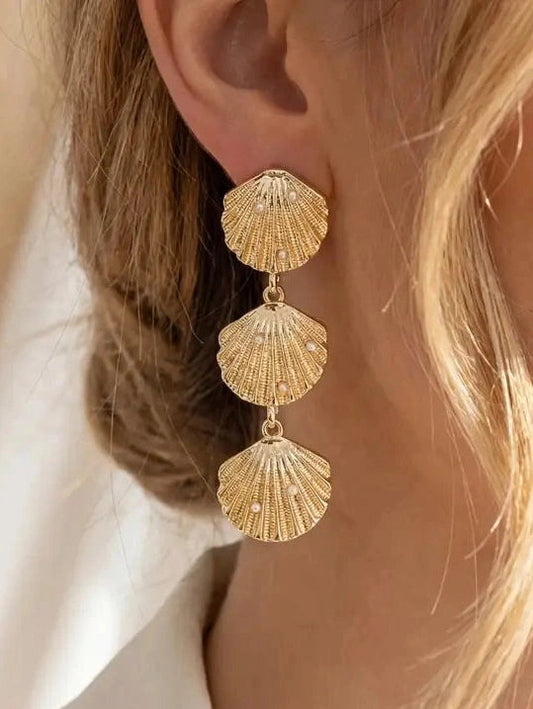 ON ISLAND TIME SHELL EARRINGS