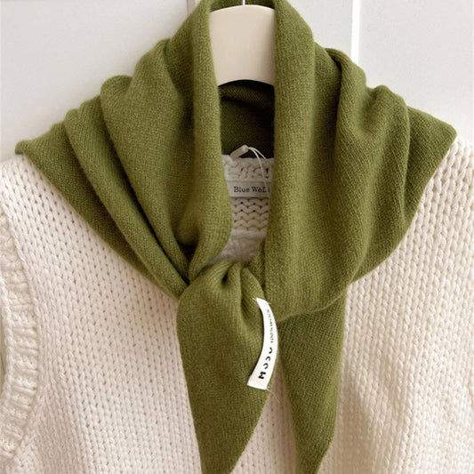 100% Wool Knit Triangle Scarf: Matcha