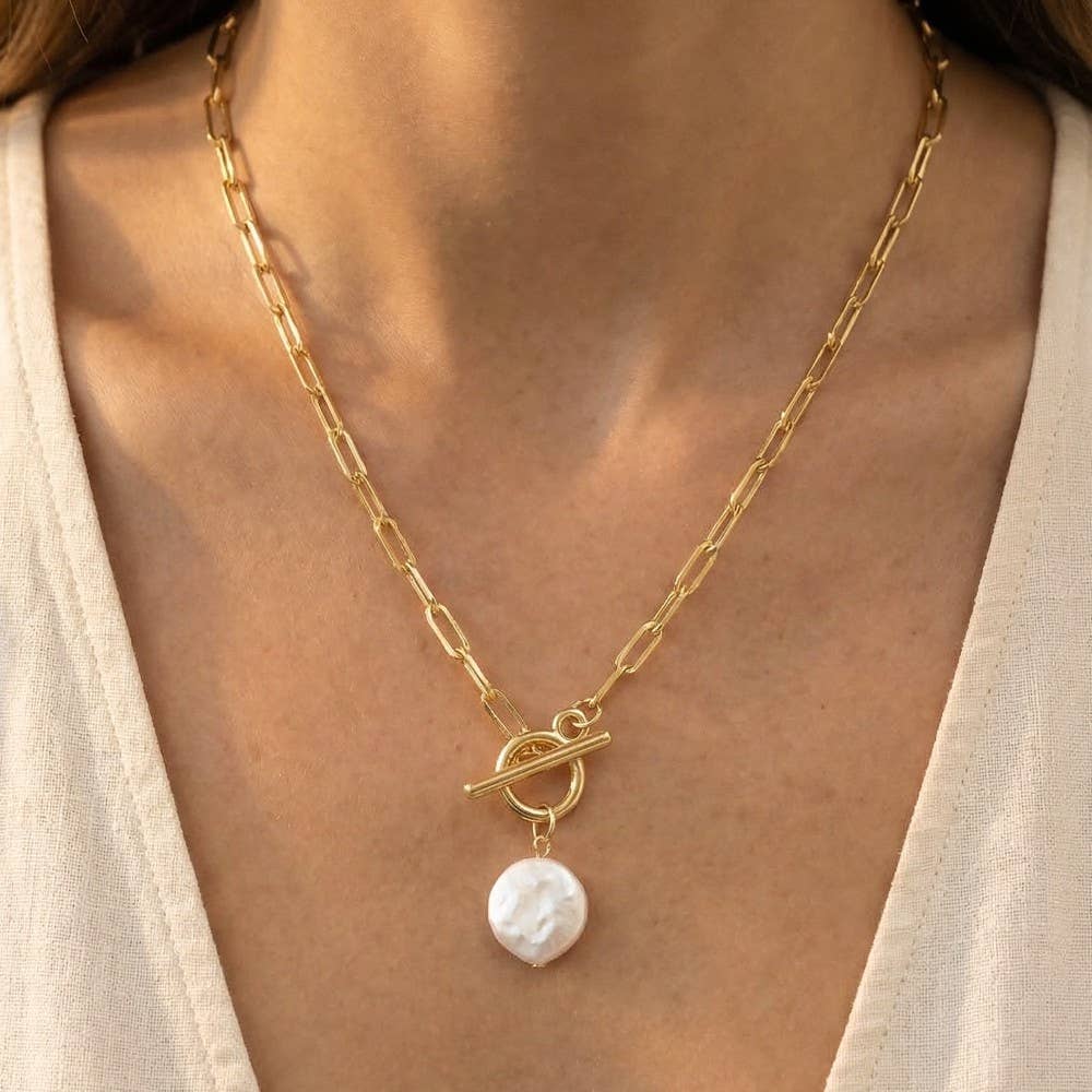 Toggle Chain Link Disc Pearl Charm Necklace: Silver