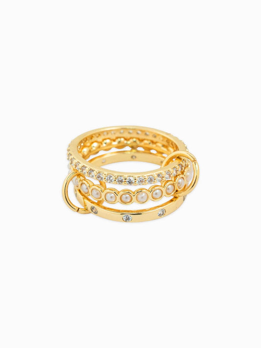 So Chic Interlocking Pearl and CZ Ring