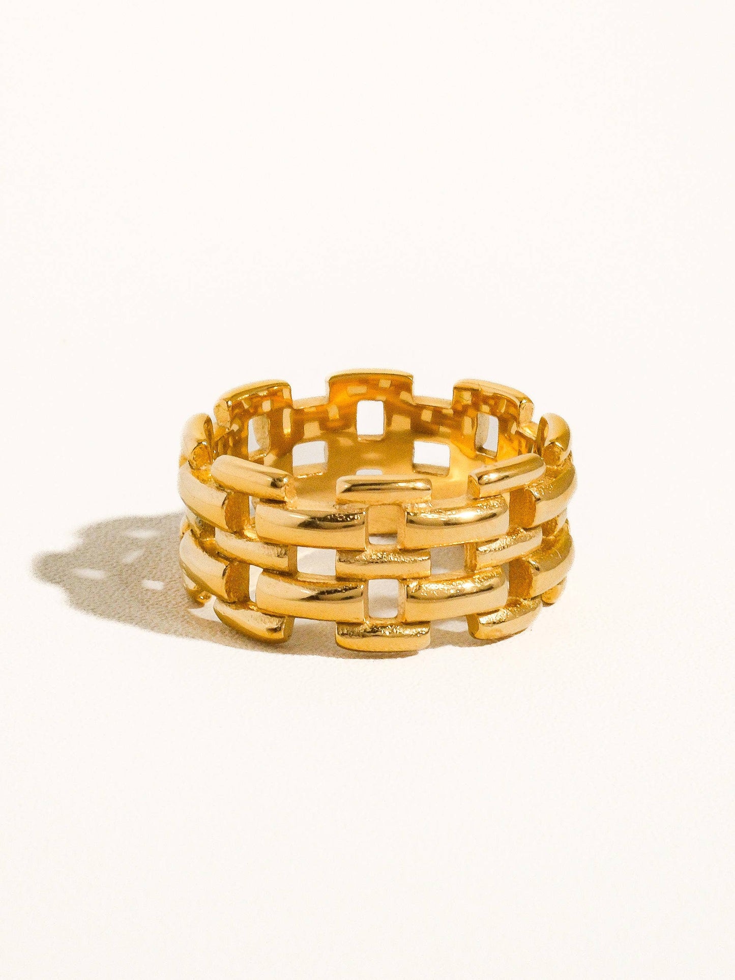 Roxie 18K Gold Non-Tarnish Braided Chain Ring: Size 8